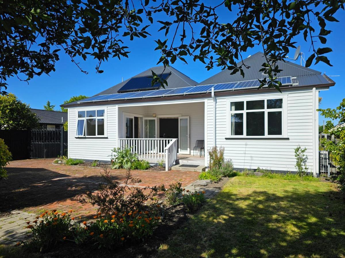 Aspiring Villa Apartment Christchurch Exteriör bild