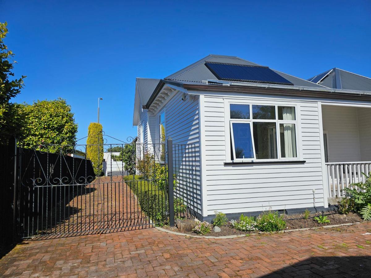 Aspiring Villa Apartment Christchurch Exteriör bild